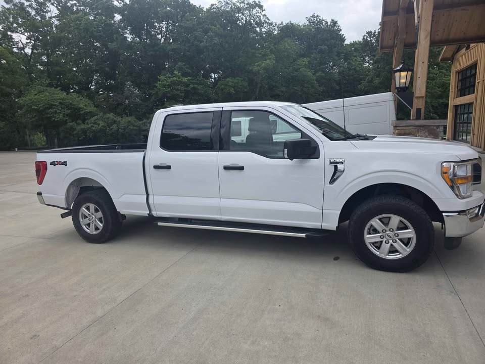 2022 Ford f-150 XLT — photo 4