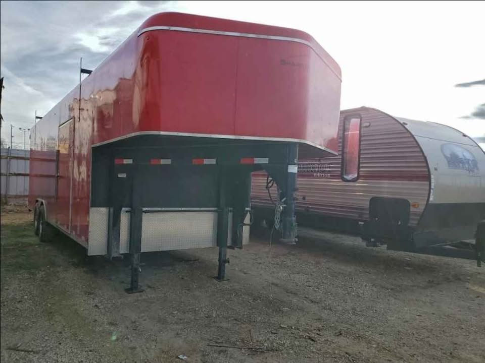 2016 Sharp MFG gooseneck enclosed cargo