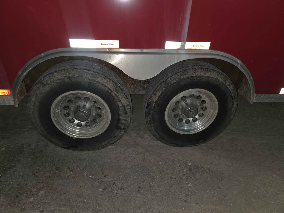2016 Sharp MFG gooseneck enclosed cargo — photo 7