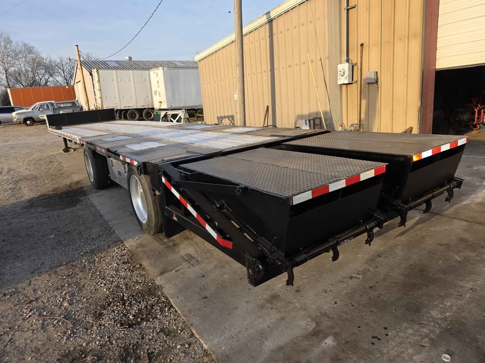 2004 Transcraft 53x102 stepdeck — photo 3