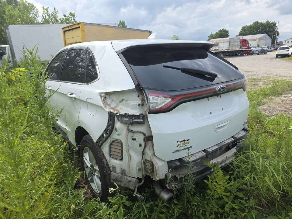 2016 Ford edge SEL Plus — photo 6